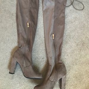 NWT Over the knee/thigh high suede boots